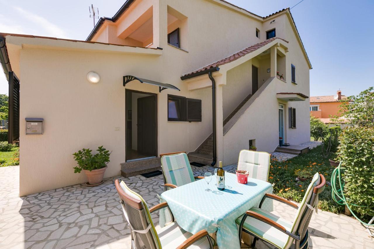 Apartments Marija Funtana Exterior foto